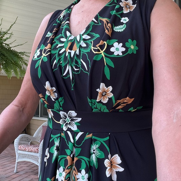 Chico’s NWT Black Sleeveless Maxi Dress Sz Euro 0 (fits as size 4 -6 U.S.) - Picture 5 of 8